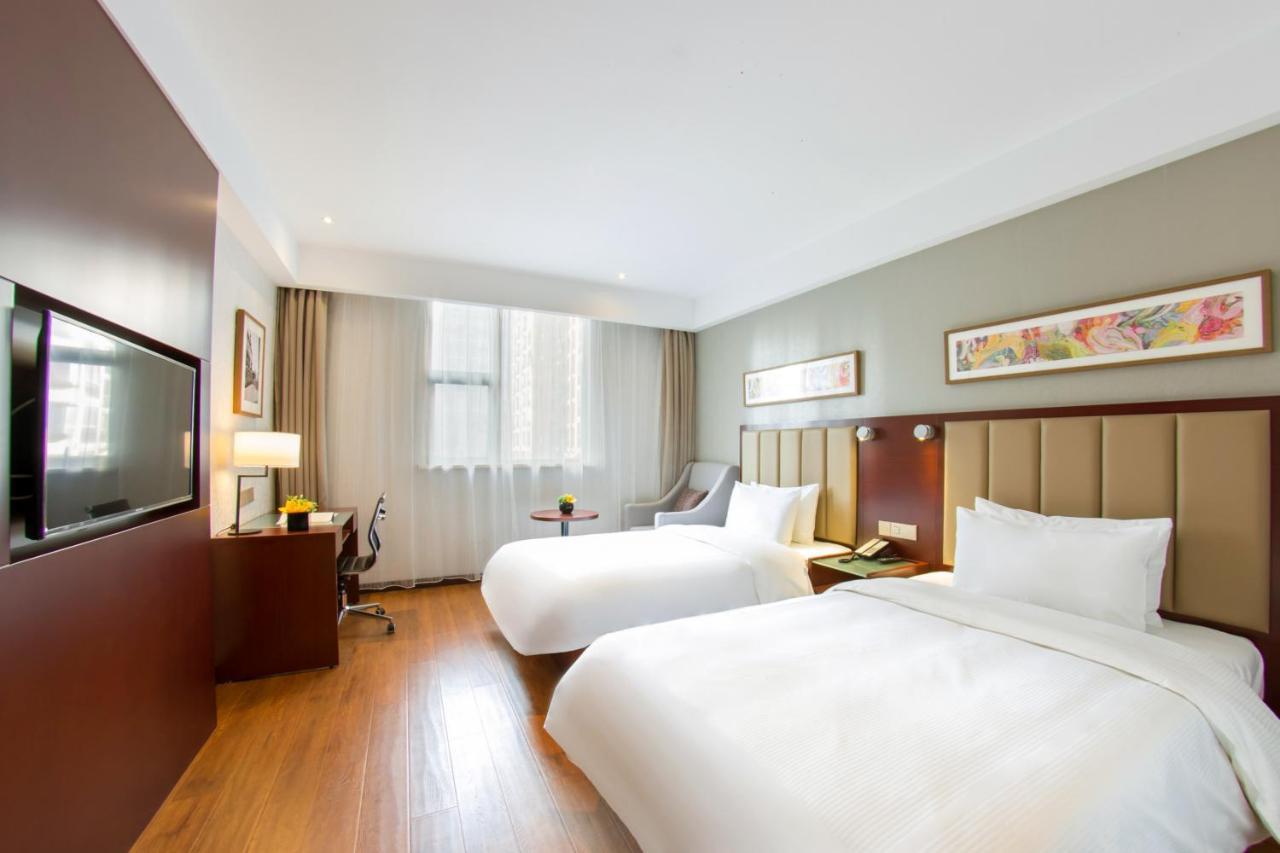 Yitel Hotel Шанхай Екстер'єр фото